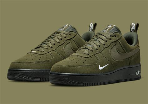 freitzeitstyle mit olive green nike schuhe|Nike air force 1 green olive.